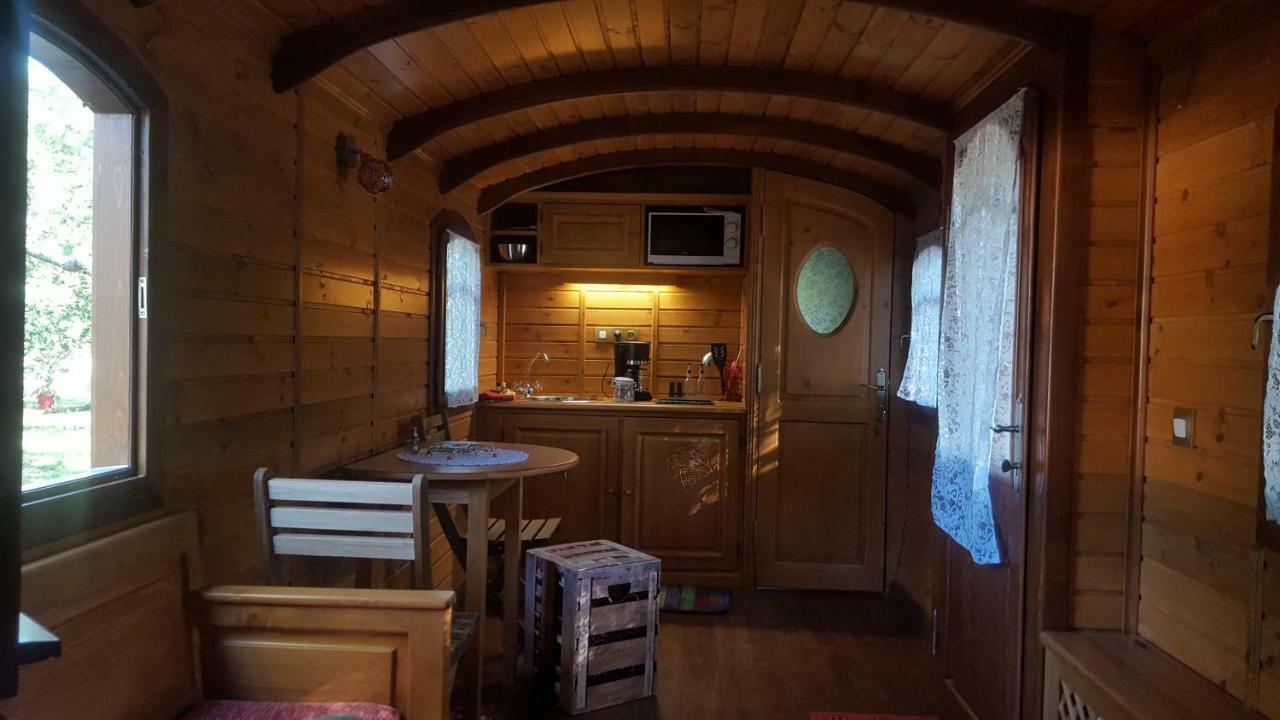 Les Roulottes Vesta Léognan Exterior foto